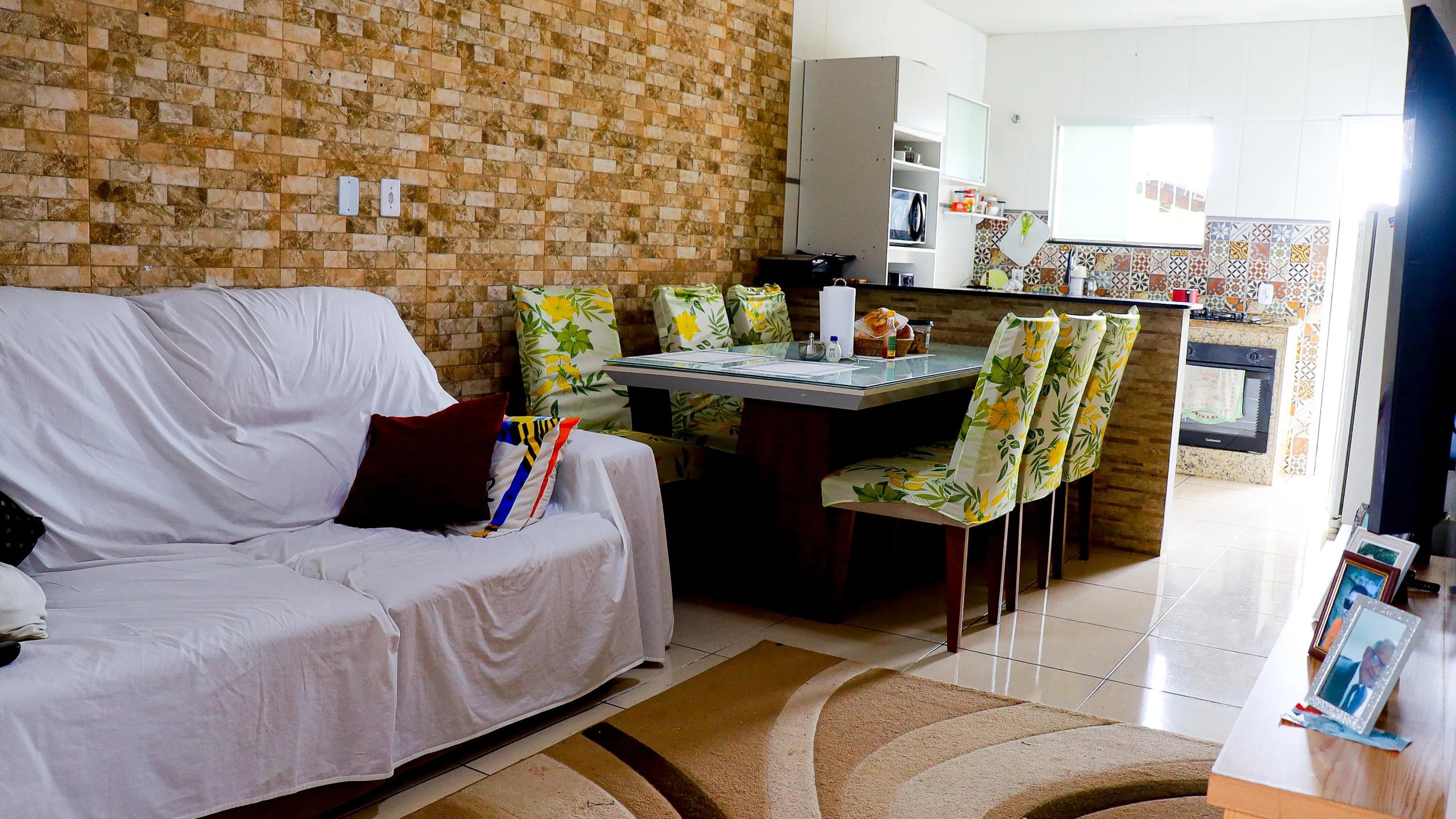 CASA À VENDA EM UNAMAR — CABO FRIO/RJ — foto 1 de 43